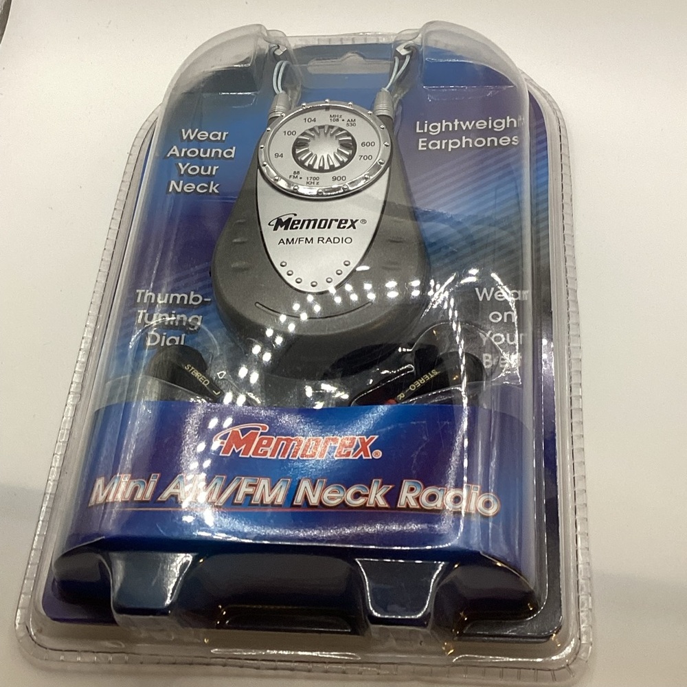 Memorex Black Mini AM/FM Neck Radio